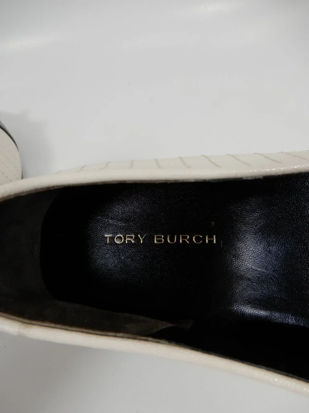Tory Burch Quilted Cap Toe Ballet Flats Size 8.5 Cream Black Leather Bow NEW
